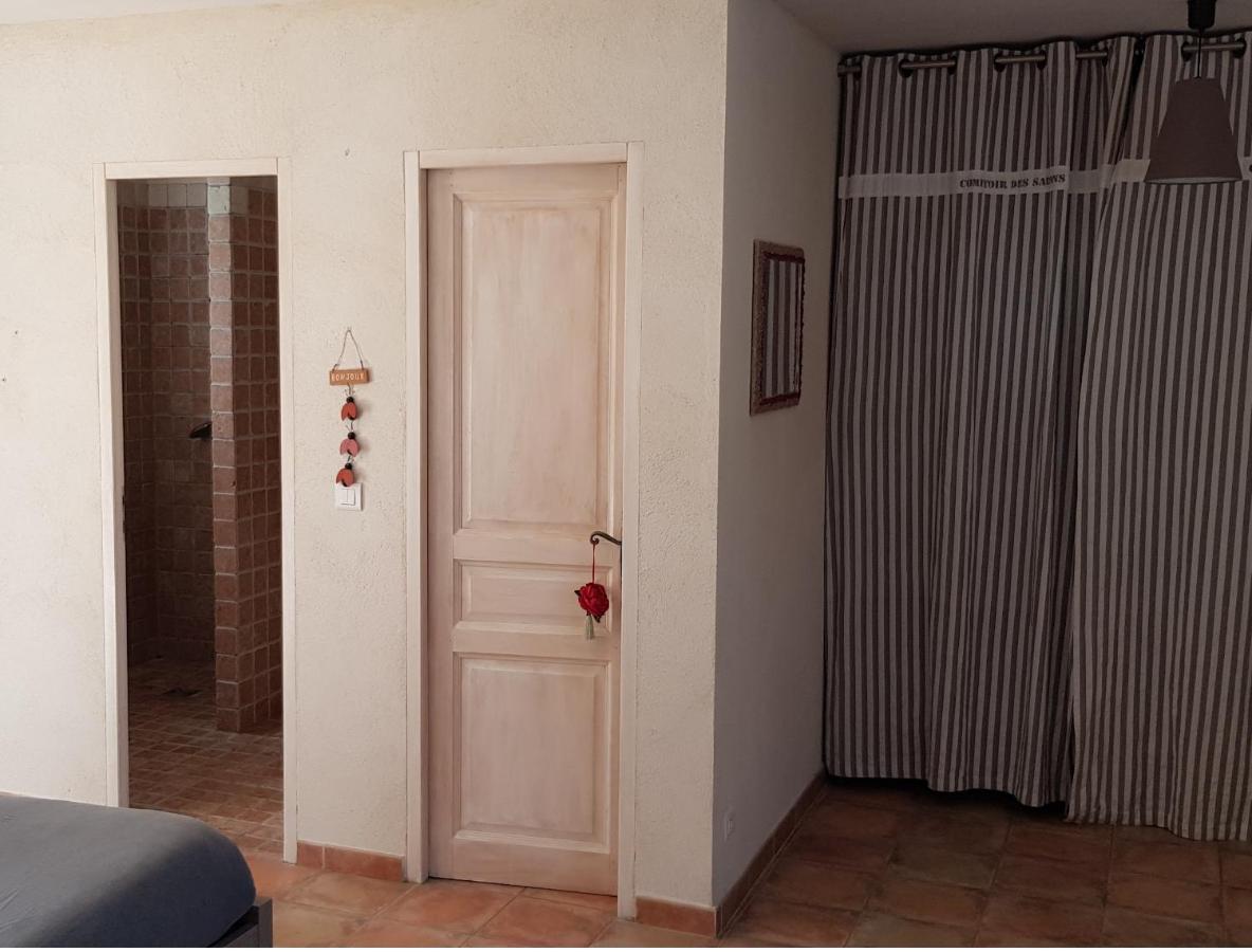 Studio Independant A La Villa Garlaban 3 Etoiles 제므노 외부 사진